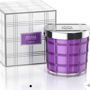 NIB Slatkin + Co. Sparking + Co. Sea Salt Lavender Scented Candle Purple 50 Oz